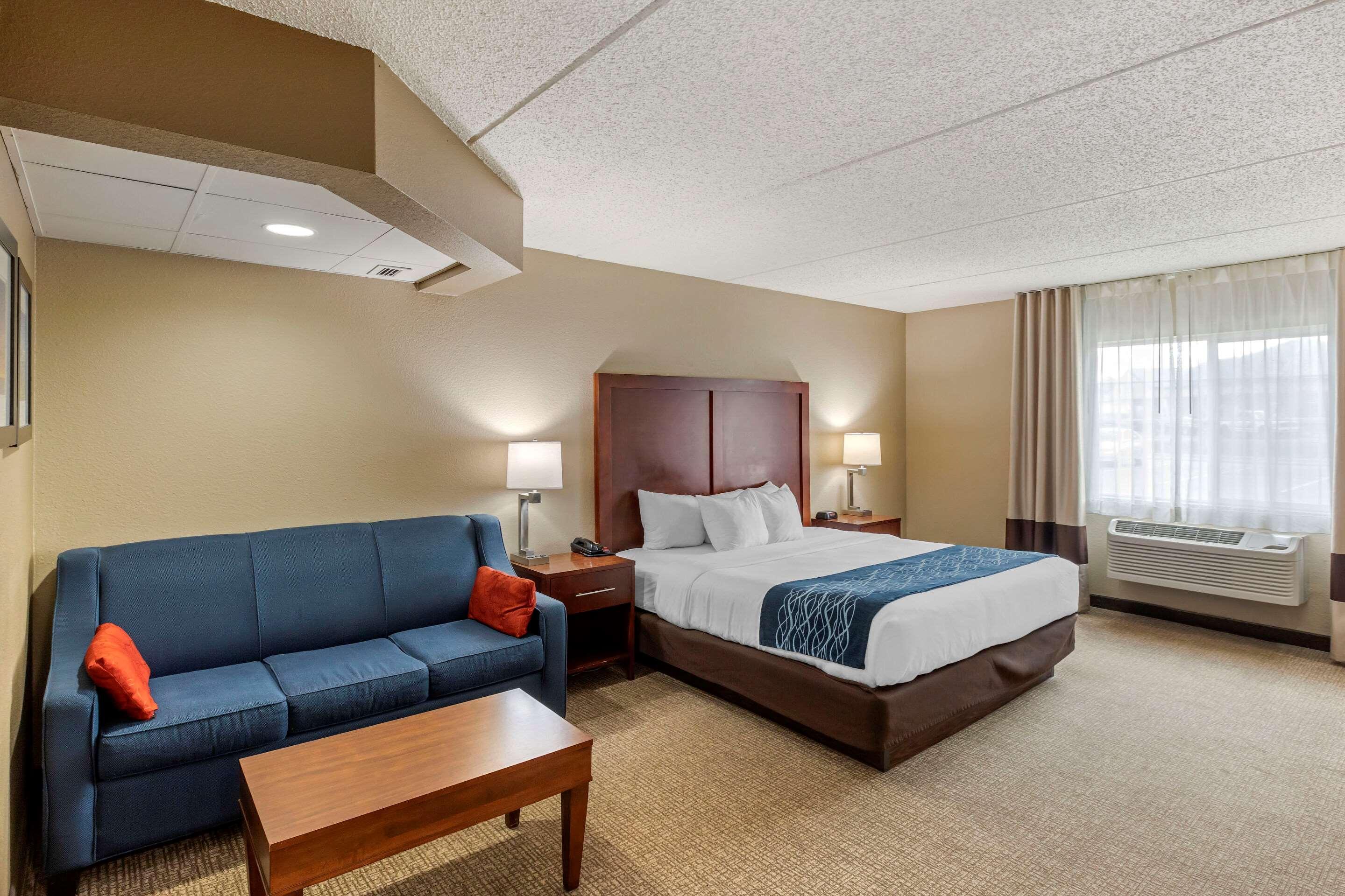 Comfort Inn & Suites Jackson - West Bend Εξωτερικό φωτογραφία