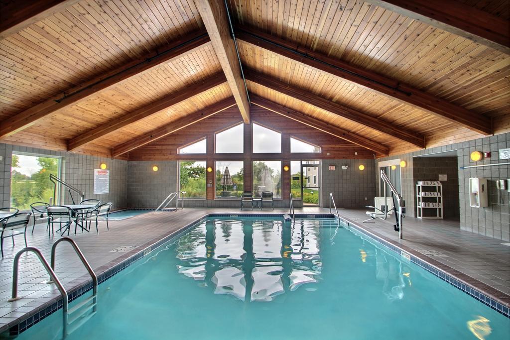Comfort Inn & Suites Jackson - West Bend Εξωτερικό φωτογραφία