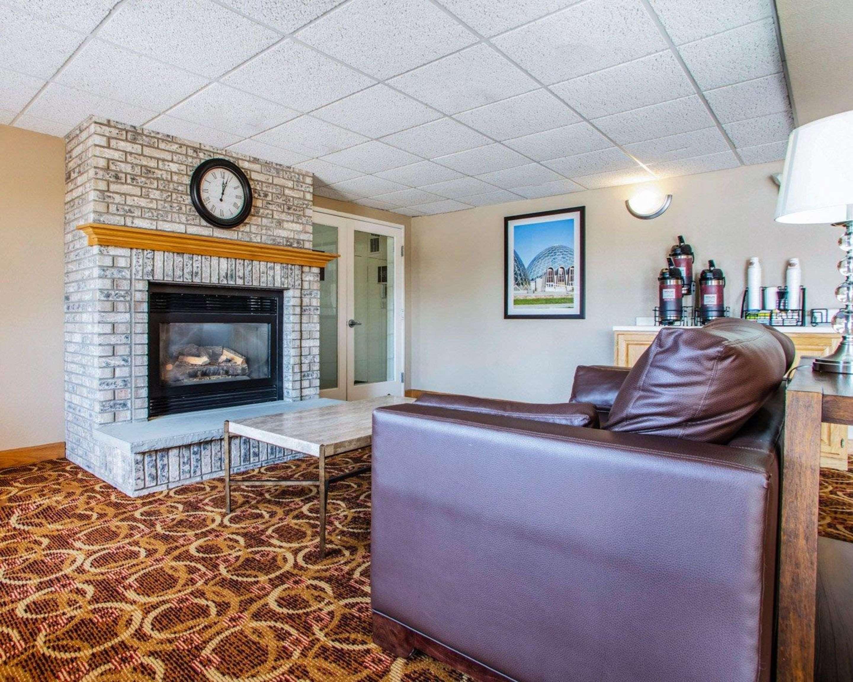 Comfort Inn & Suites Jackson - West Bend Εξωτερικό φωτογραφία
