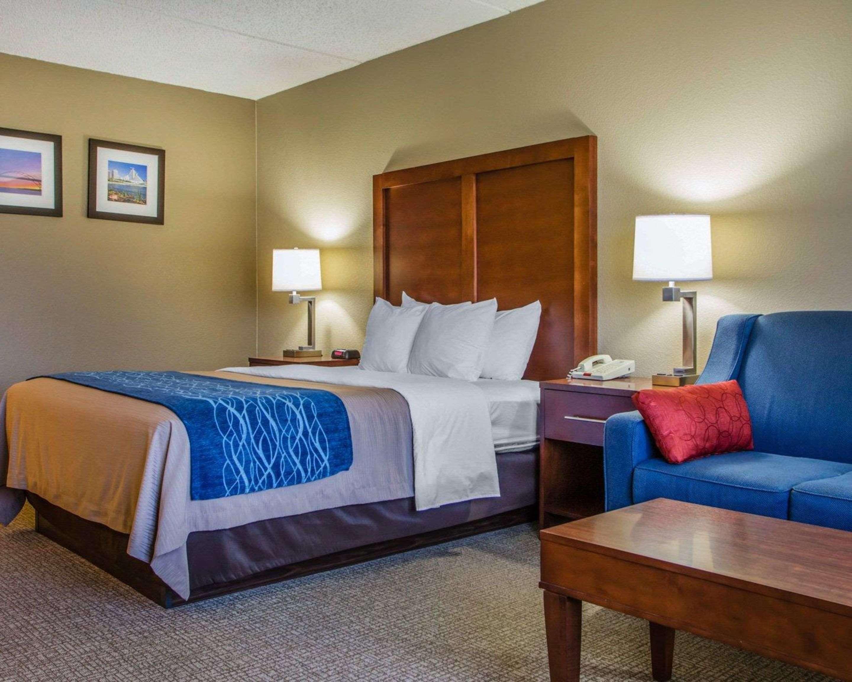 Comfort Inn & Suites Jackson - West Bend Εξωτερικό φωτογραφία