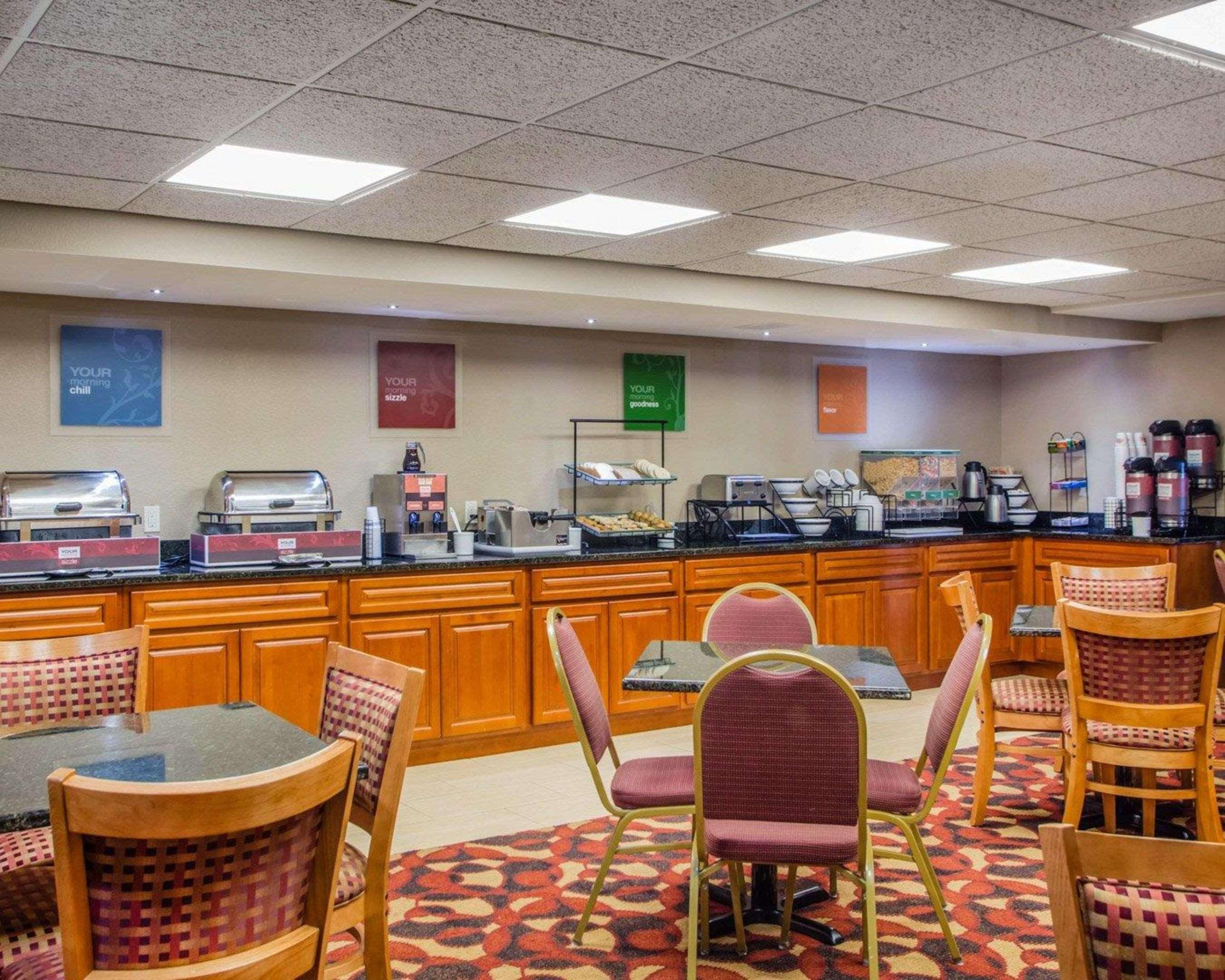Comfort Inn & Suites Jackson - West Bend Εξωτερικό φωτογραφία