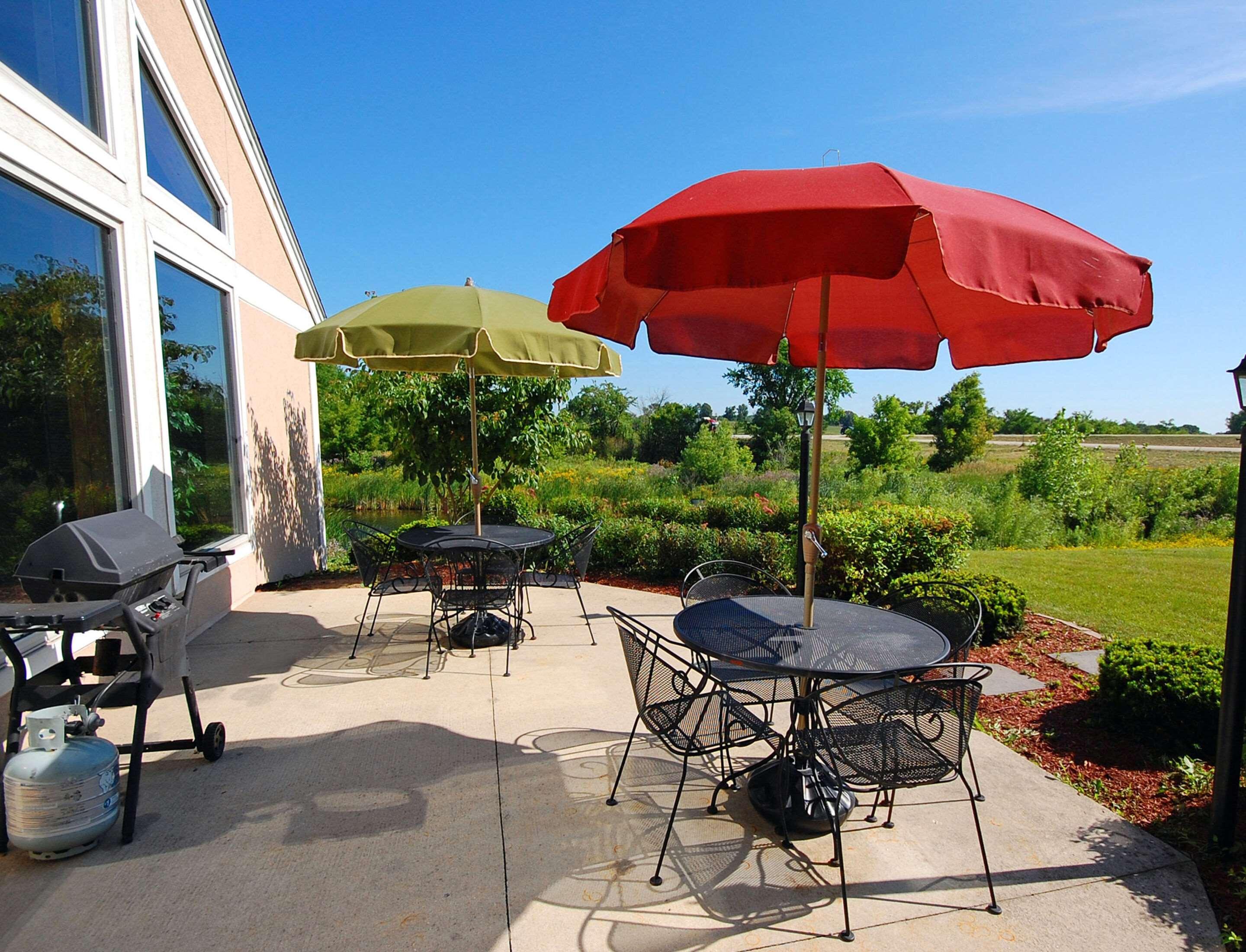 Comfort Inn & Suites Jackson - West Bend Εξωτερικό φωτογραφία