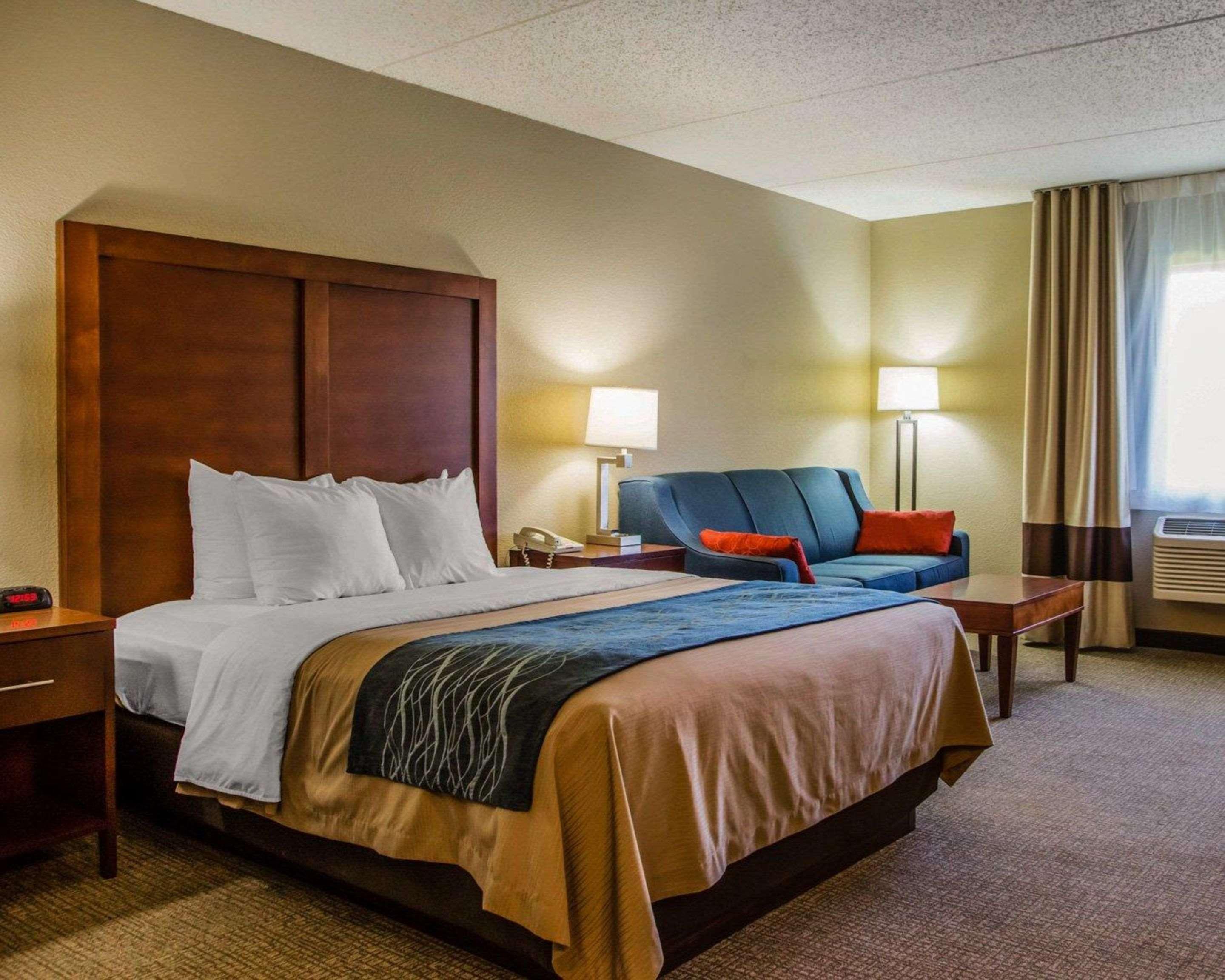 Comfort Inn & Suites Jackson - West Bend Εξωτερικό φωτογραφία