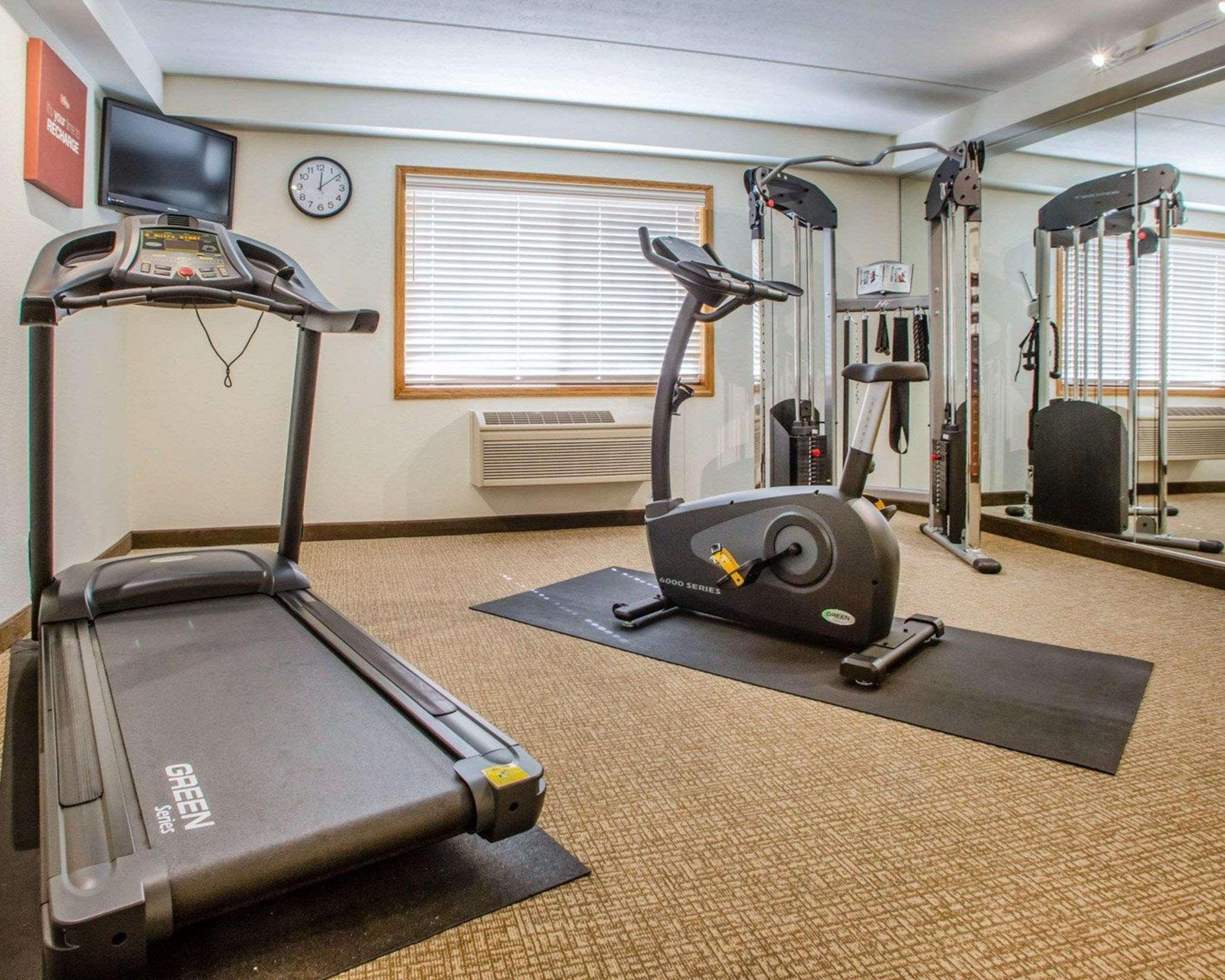 Comfort Inn & Suites Jackson - West Bend Εξωτερικό φωτογραφία