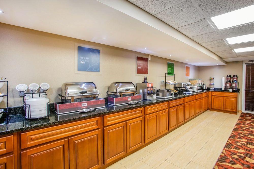 Comfort Inn & Suites Jackson - West Bend Εξωτερικό φωτογραφία
